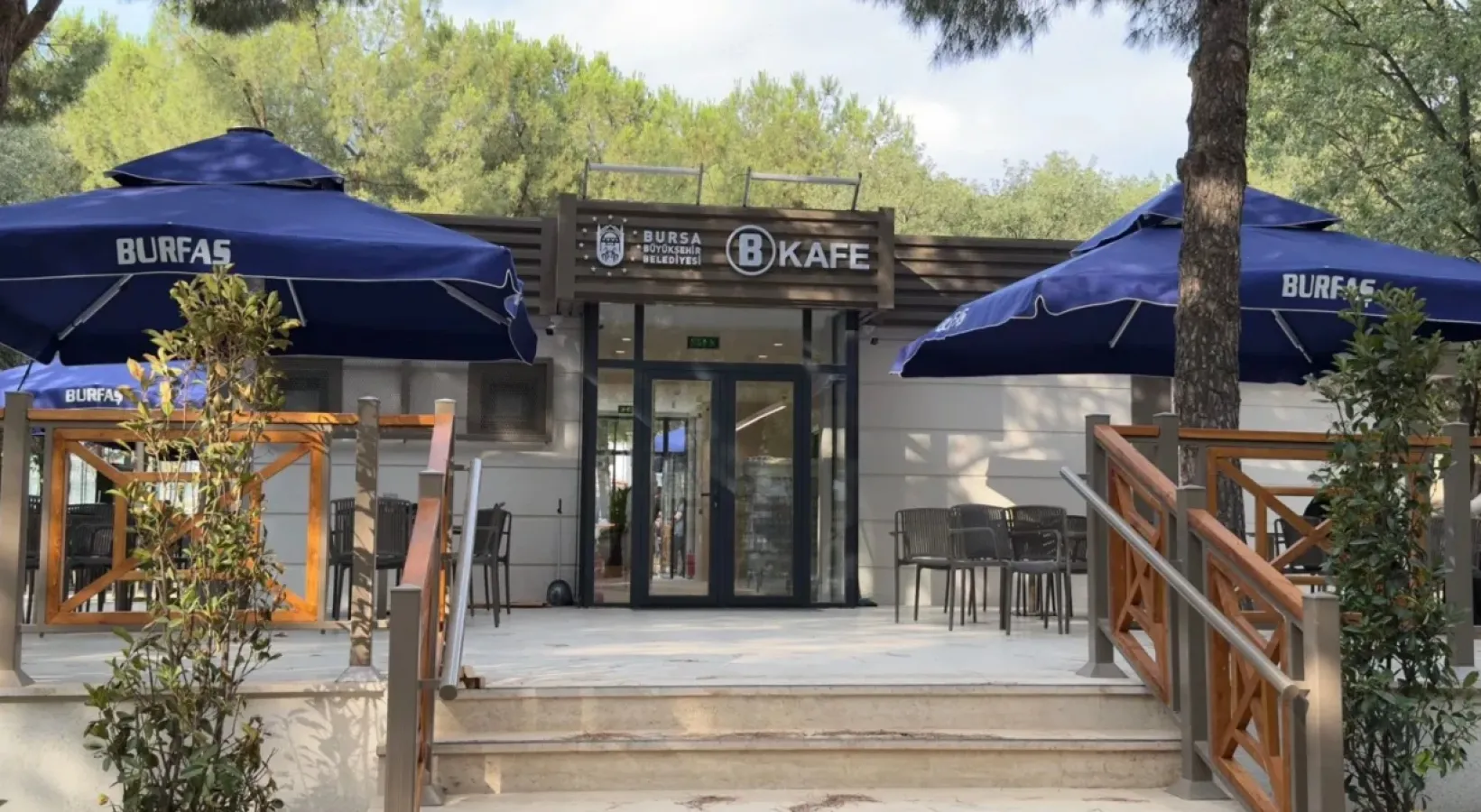 B Kafe Emek