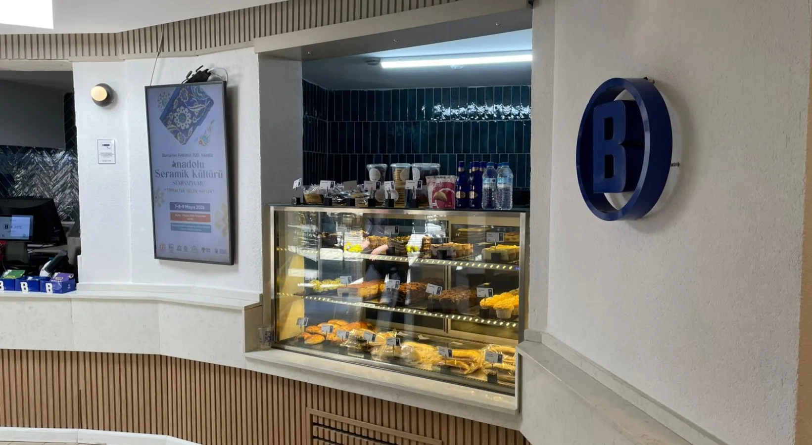 B Kafe Yeşil